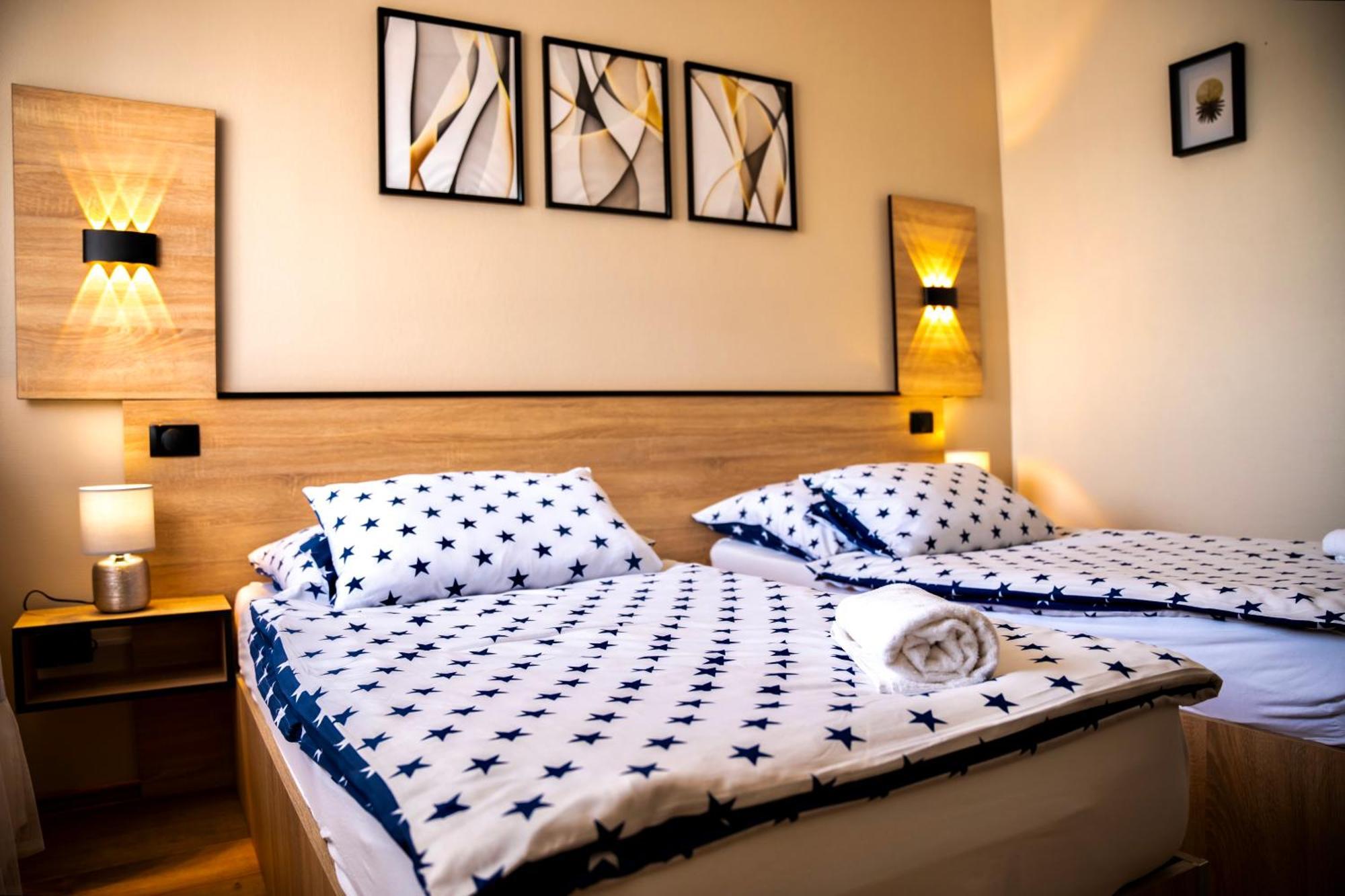 Hotel Bolero غيور المظهر الخارجي الصورة