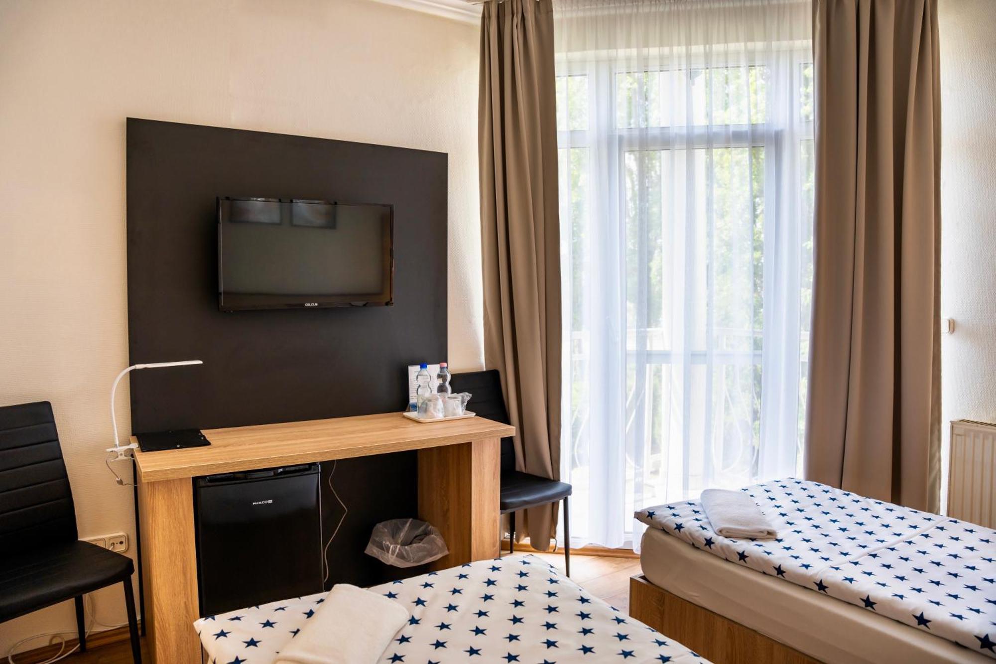 Hotel Bolero غيور المظهر الخارجي الصورة