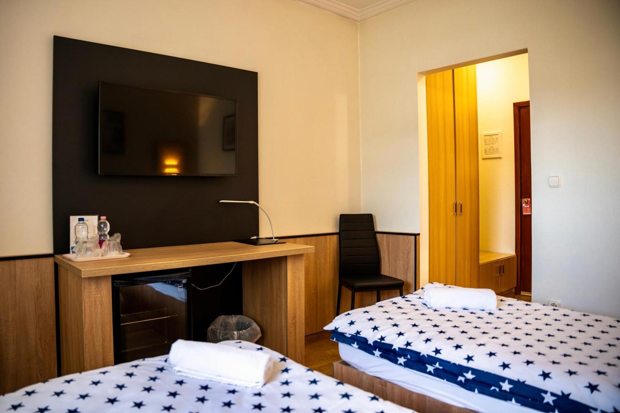 Hotel Bolero غيور المظهر الخارجي الصورة